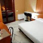 Il Leone D'oro 3* Telgate