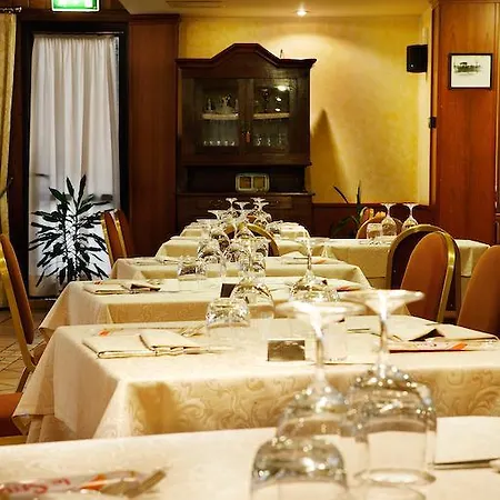 Il Leone D'oro Hotell 3*